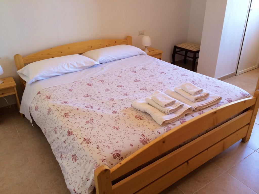 Marco Polo Casa Vacanze Pollina Bilik gambar