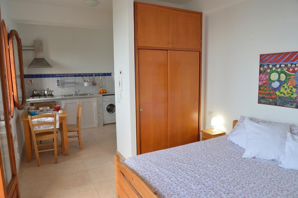 Marco Polo Casa Vacanze Pollina Luaran gambar